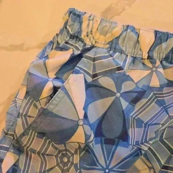 Vineyard Vines Mens Umbrella Abstract Print Swim Trunks Blue White Size Large - Picture 8 of 10